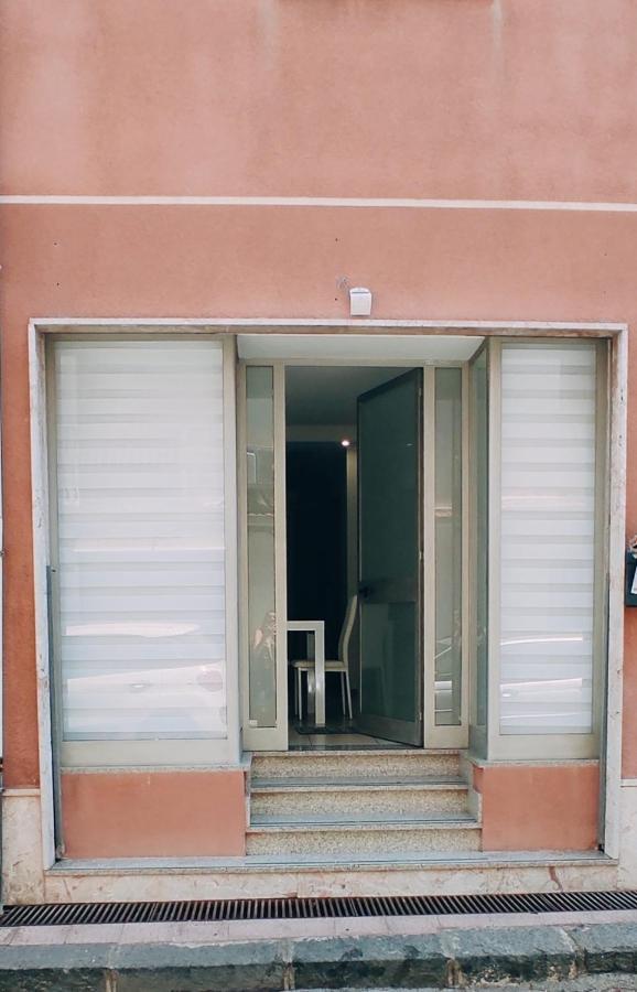 Nino'S Apartments Giardini-Naxos Zewnętrze zdjęcie