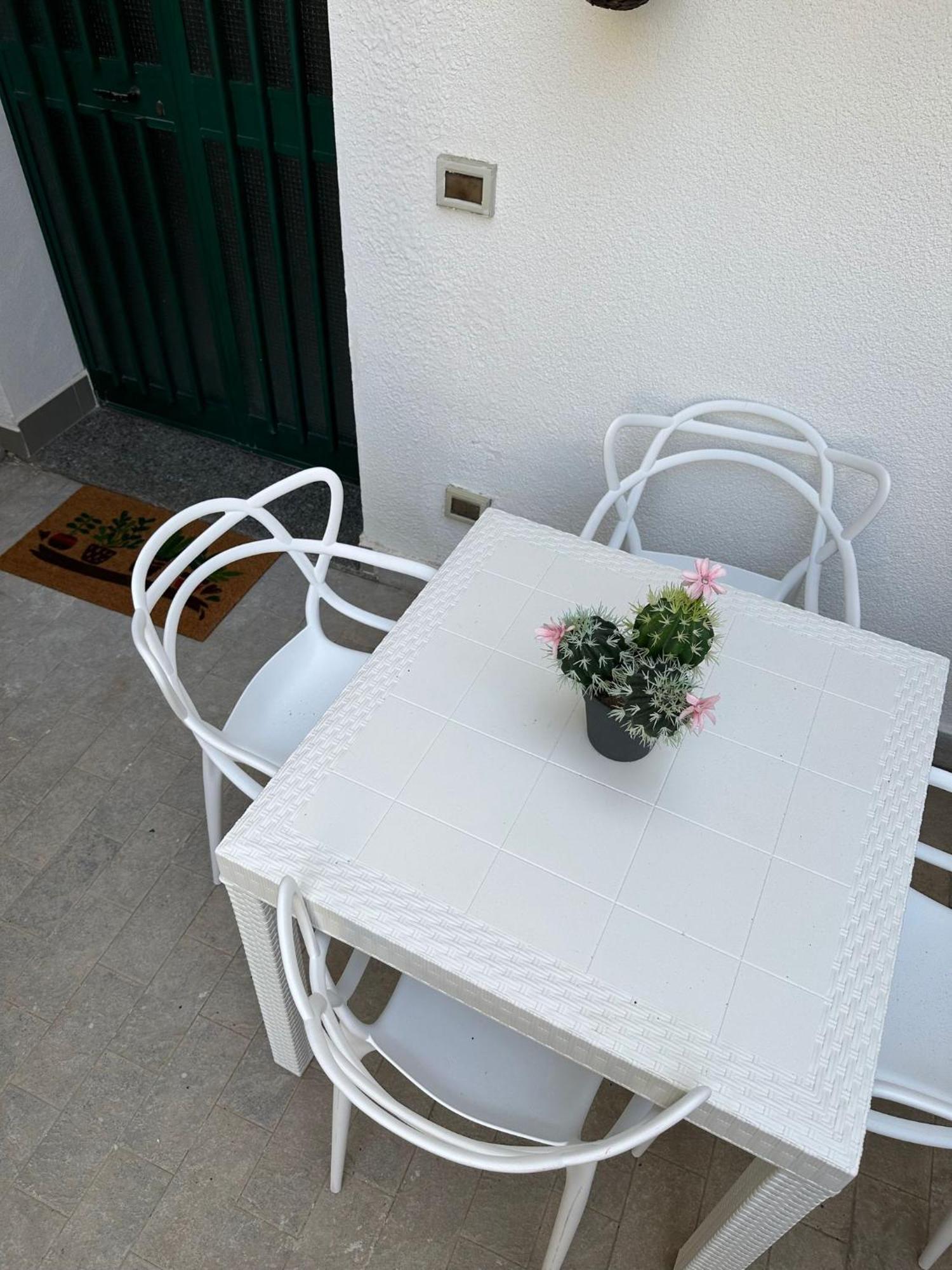 Nino'S Apartments Giardini-Naxos Zewnętrze zdjęcie