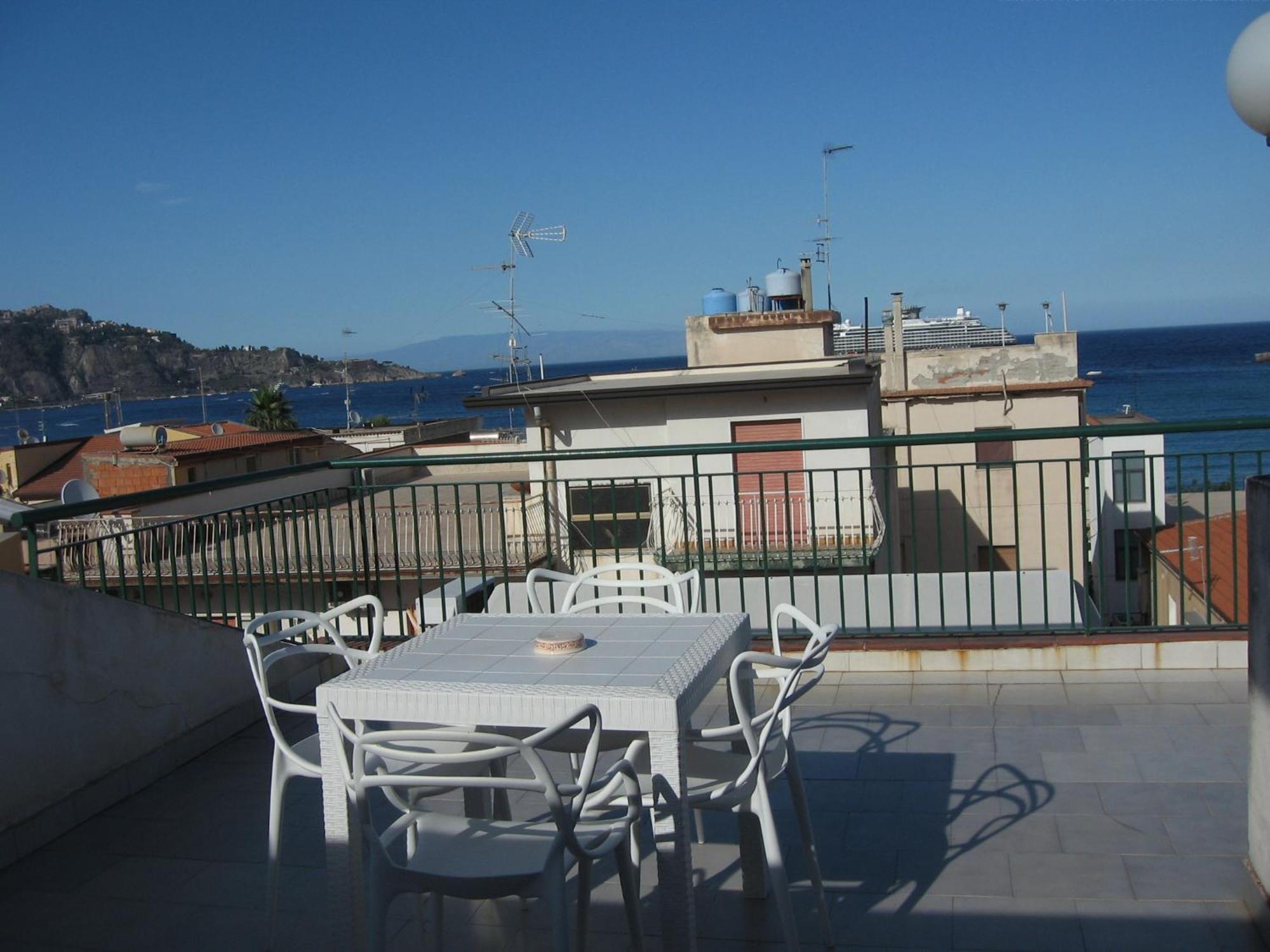 Nino'S Apartments Giardini-Naxos Zewnętrze zdjęcie