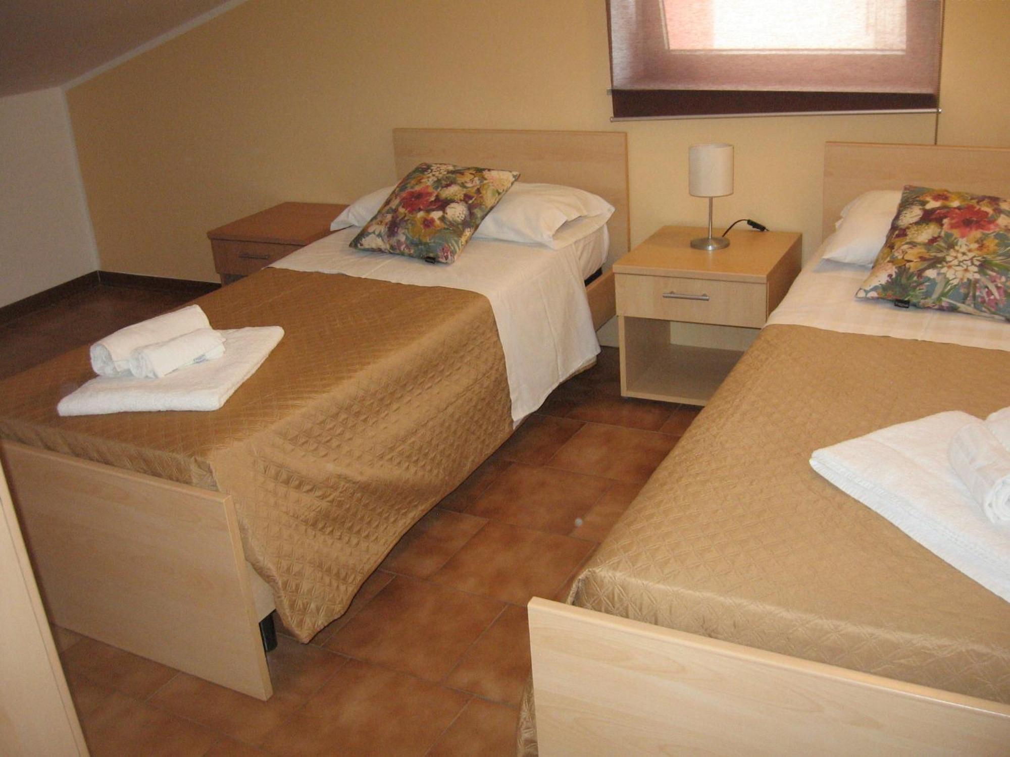 Nino'S Apartments Giardini-Naxos Zewnętrze zdjęcie